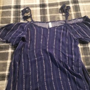 Off the shoulders top